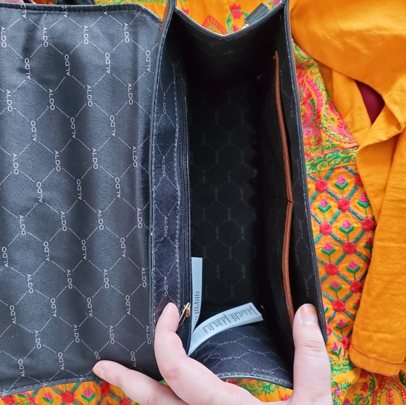 ALDO Three Tone Handbag (Free Shipping!) - Picture 6 of 6